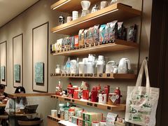 -星巴克(广州淘金路店)