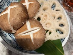 -禄婶鸡煲·打边炉