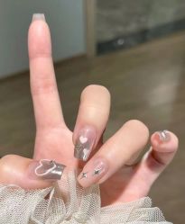 -赢韵美甲美睫瑞士净斑中心