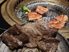 -山川小町·极番烧肉(新地假日广场店)