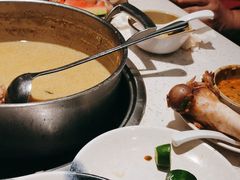 -三人行骨头王火锅(长寿店)
