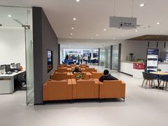 -上海冠松上汽大众4S店