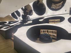 -涨巢·潮玩水疗局