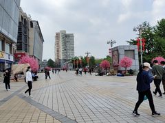 -百荣世贸商城
