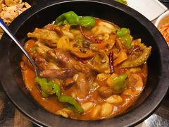 黑松露牛肝菌焖牛蛙-云海肴·汽锅鸡·云南菜(美罗城店)