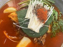 -喇喇排骨火锅·传统韩式脊骨汤(望京西园总店)