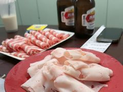 -洞庭洲·防空洞火锅·铜锅涮肉·烧烤(新百广场店)