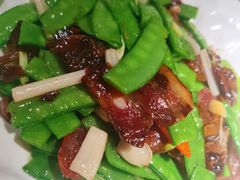 -渝半城经典川粤菜(重庆天地店)