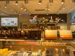 面包甜点陈列柜-好利来(奥林匹克购物广场店)