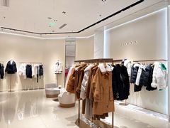 -王府井奥莱临潼小镇(临潼店)