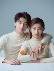 -易摄影婚纱摄影工作室