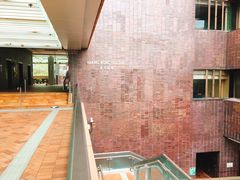 -香港大学