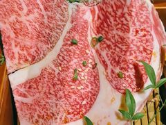 -山川小町·极番烧肉(新地假日广场店)