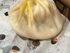 -莱莱小笼·乔艾