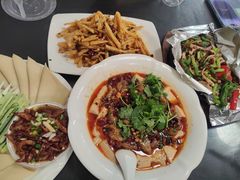 -小四川美食馆(幸福路店)