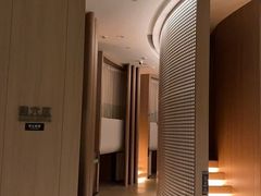 -涨巢·潮玩水疗局