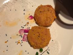 -八府香鸭·啫啫煲(华山路店)