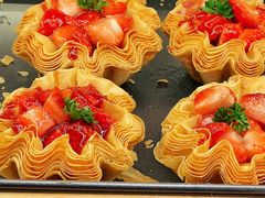 草莓墩墩挞-红星前进面包牛奶公司(君太店)