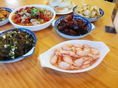 -郭巨人农家食堂(南部商务区店)