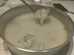 -煲王粤菜餐厅(中侨中心店)