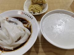 -周家大辣椒面皮(中山街店)