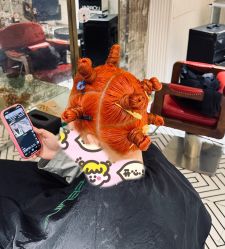 -PE SALON