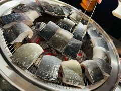 金牌鳗鱼半条-围炉肉舍•炭烤活鳗•丹东海鲜烤肉(步行街店)