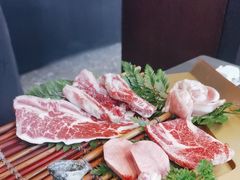 -铭牛烧肉·和牛海鲜自助(高新月牙湖店)