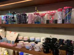 零售区-星巴克臻选(广州高德置地秋广场店)
