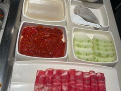 -海底捞火锅鲜切牛肉主题店(长寿路店)