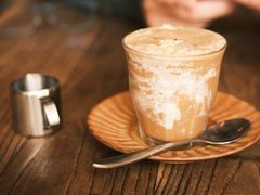 -Common Table · Brunch & Coffee