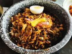 辣辣炸酱面-KCOOKING概念韩餐(世茂52+店)