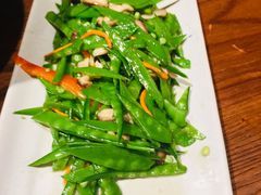 五彩花菇荷兰豆-云海肴·汽锅鸡·云南菜(美罗城店)