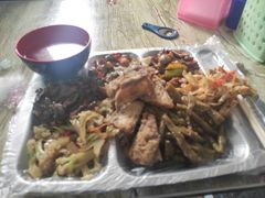 -小夫妻烤肉拌饭