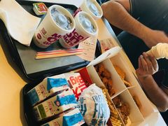 -麦当劳(展览路店)