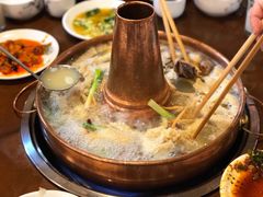 -岳记兴隆·青城腊排铜火锅(融创店)