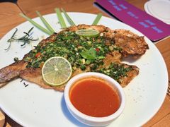 香茅草烤鲈鱼-一坐一忘云南菜(三里屯店)