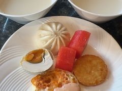 -上海浦东假日酒店逸庭咖啡厅