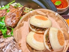 -罗勒家·养生火锅· Bistro(大望路店)
