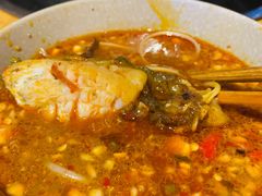 -肖肖酸萝卜鱼火锅(总店)