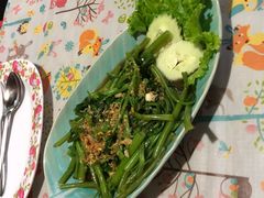 -Jungle Kitchen