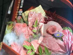 -山川小町·极番烧肉(新地假日广场店)