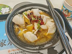 -老娘舅餐厅(黄龙体育中心店)