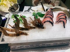 -红鼎豆捞·非遗鲍皇汤火锅(宝丰路店)