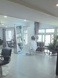 -AFA Hair studio·女士发型设计