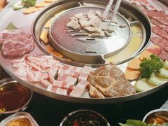 -哈哈碳都·牛肋条无限自助烤肉(宝龙店)