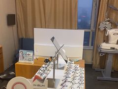 -优医视平价眼镜蔡司依视路折扣工厂店(十里堡店)