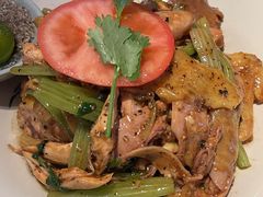 -大头虾越式风味餐厅(光明广场店)