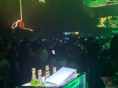 -SPACE(欢乐颂购物中心店)