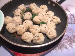 小小生煎包-松沪名灶·豆浆鱼头·新上海菜(飞航吾悦广场店)